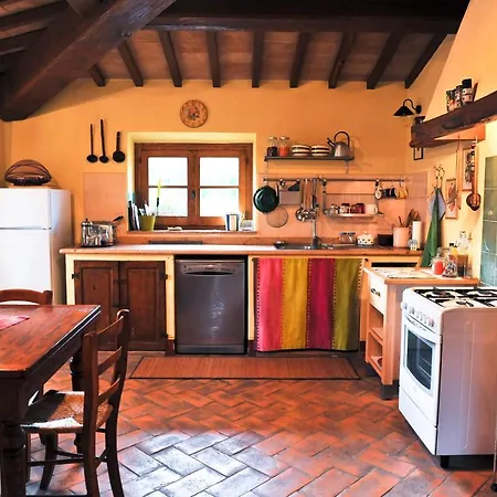 Villa Maranzano Sleeps 8 Pool Wifi